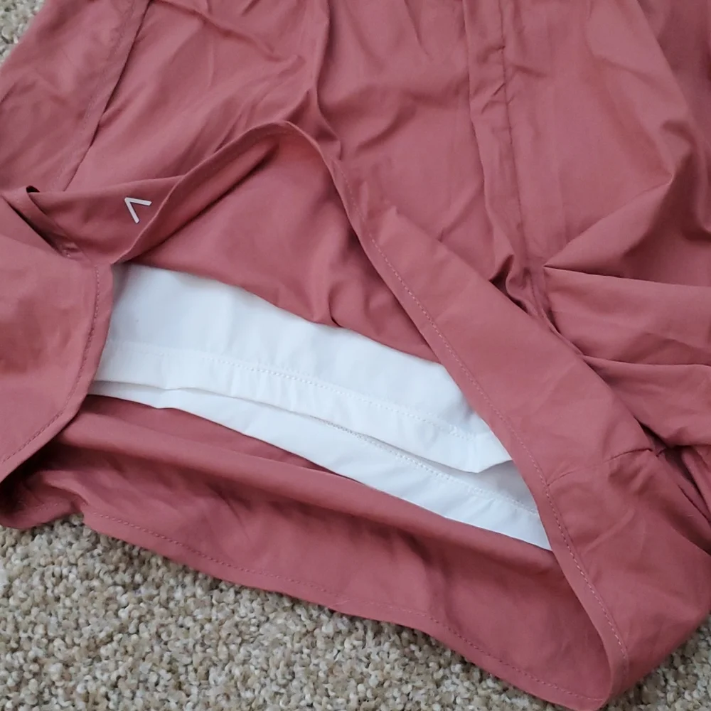 ACTA high waisted running shorts - Picture 3 of 6